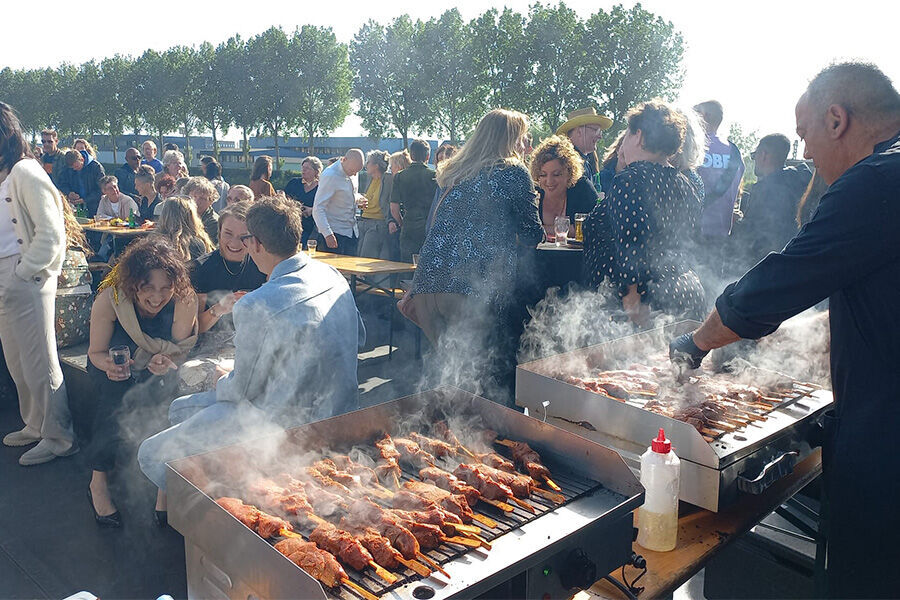 BBQ boot Amsterdam<br />

