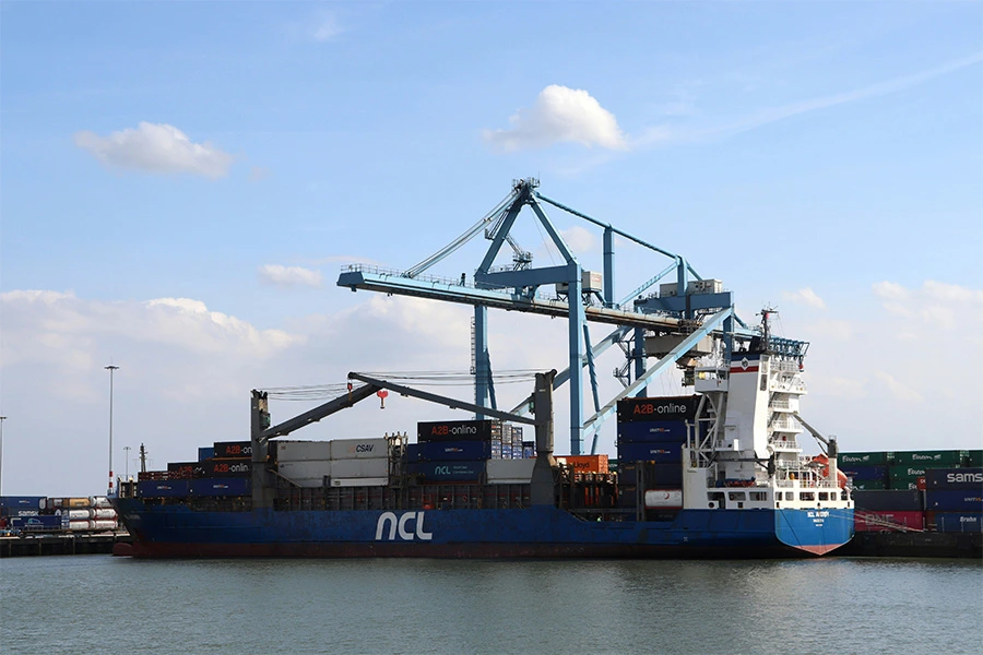 Hoe heet de haven van Rotterdam